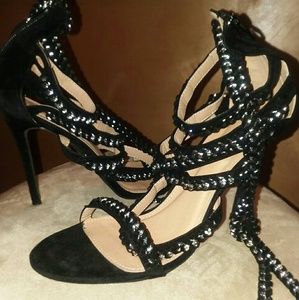 Very cute black heels. Best offer.